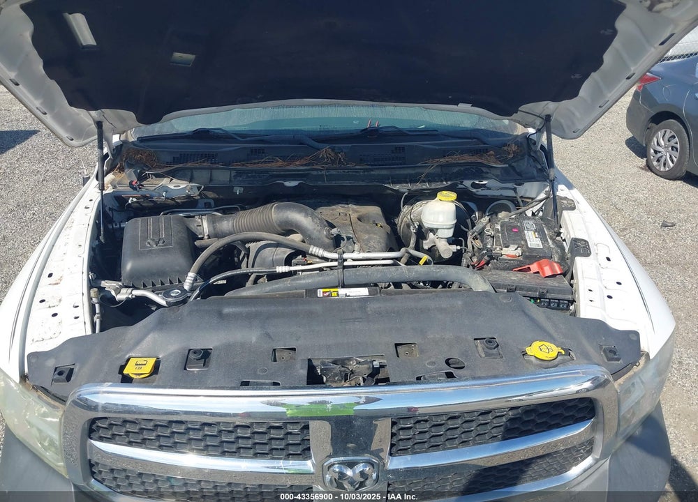 2017 RAM 1500 VIN: 1C6RR6FT5HS576076