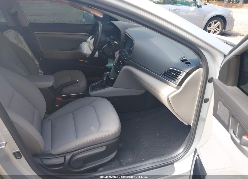 2018 HYUNDAI ELANTRA VIN: KMHD84LF7JU591659