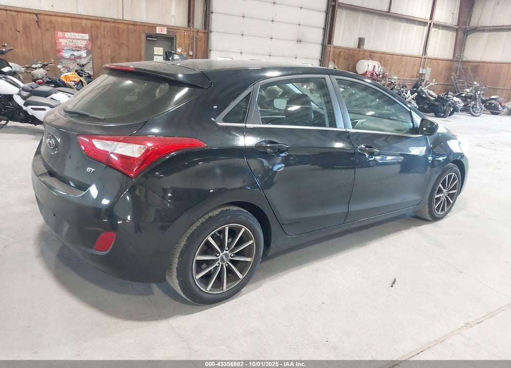 2013 HYUNDAI ELANTRA VIN: KMHD35LE5DU103714