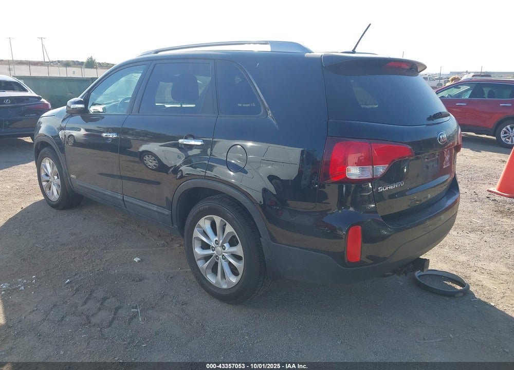 2015 KIA SORENTO EX V6 VIN: 5XYKUDA71FG583844