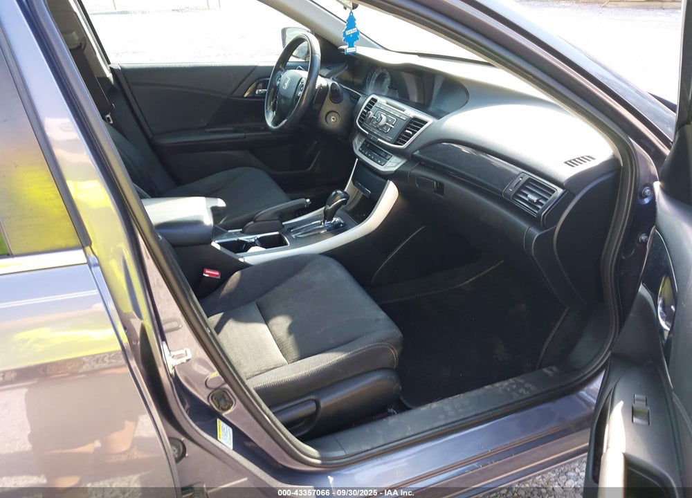 2015 HONDA ACCORD SPORT VIN: 1HGCR2F58FA191771