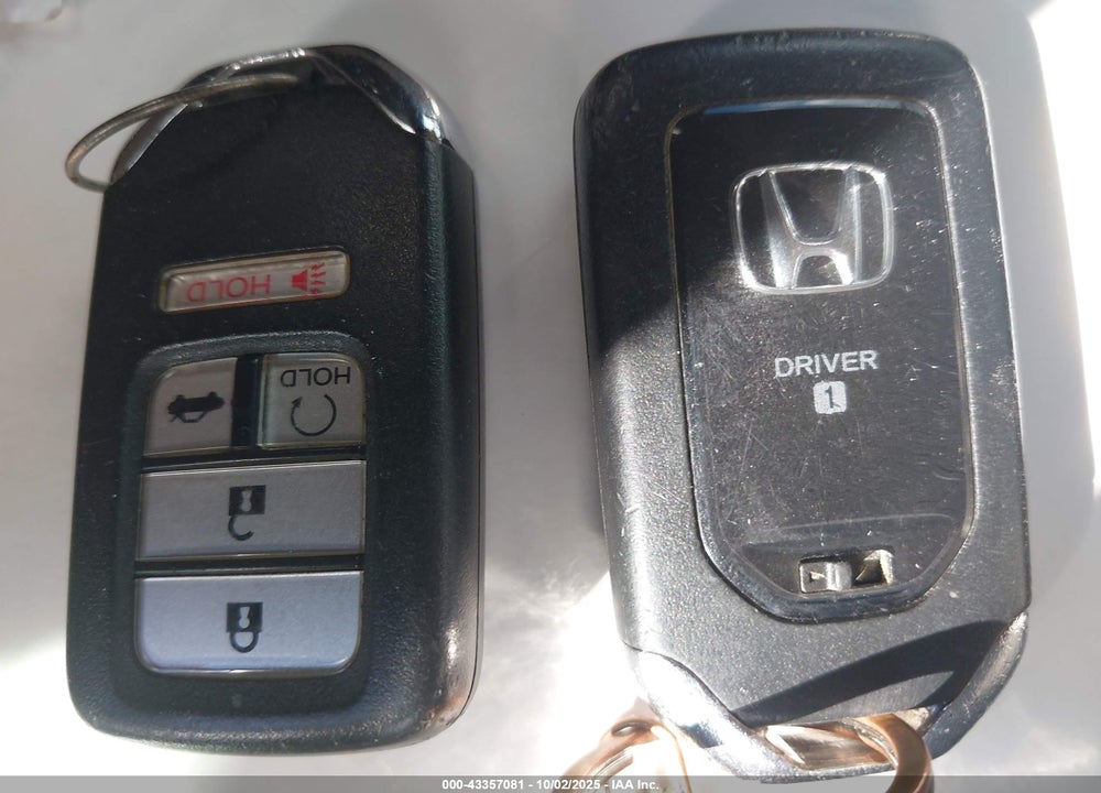 2016 HONDA ACCORD EX-L VIN: 1HGCR2F92GA132574
