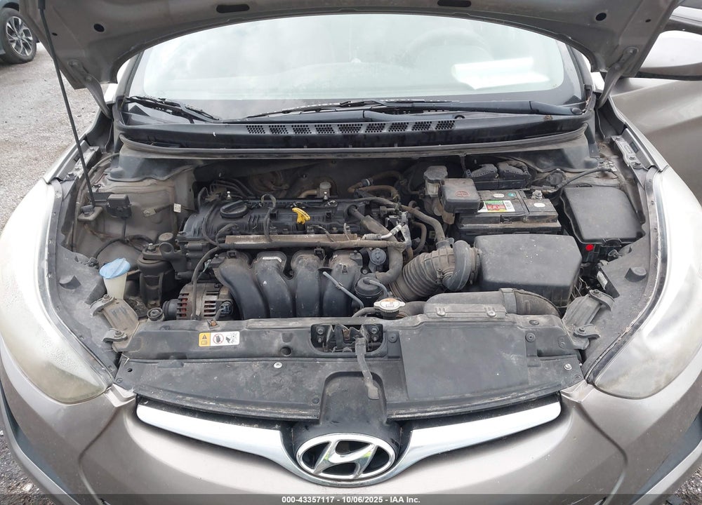 2014 HYUNDAI ELANTRA VIN: 5NPDH4AE7EH530939