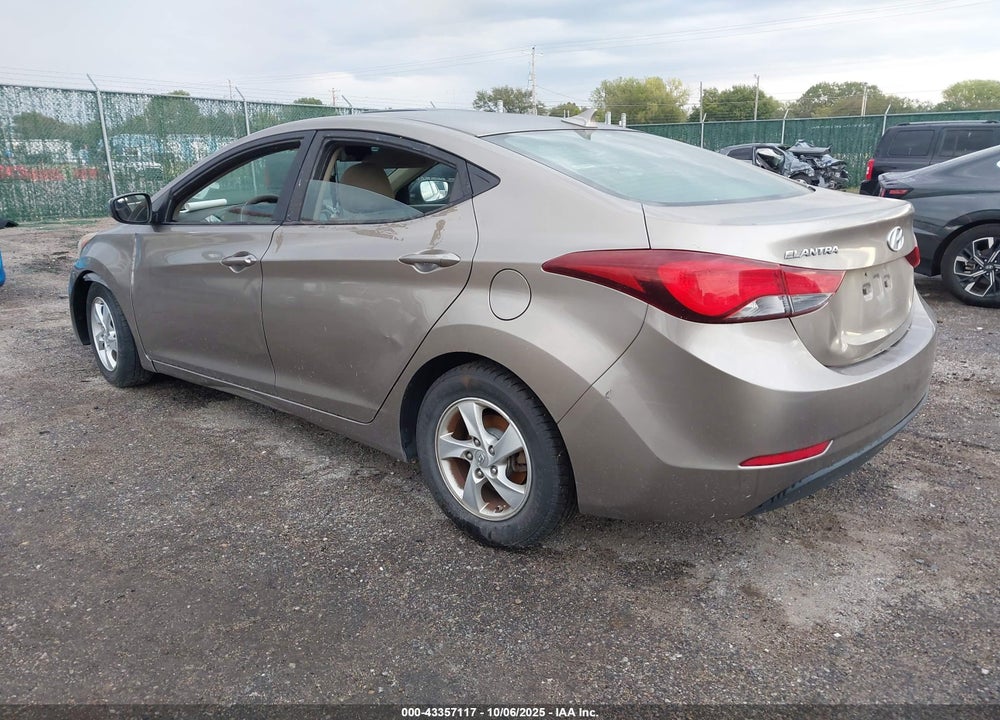 2014 HYUNDAI ELANTRA VIN: 5NPDH4AE7EH530939