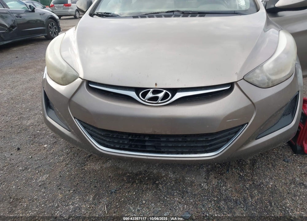 2014 HYUNDAI ELANTRA VIN: 5NPDH4AE7EH530939