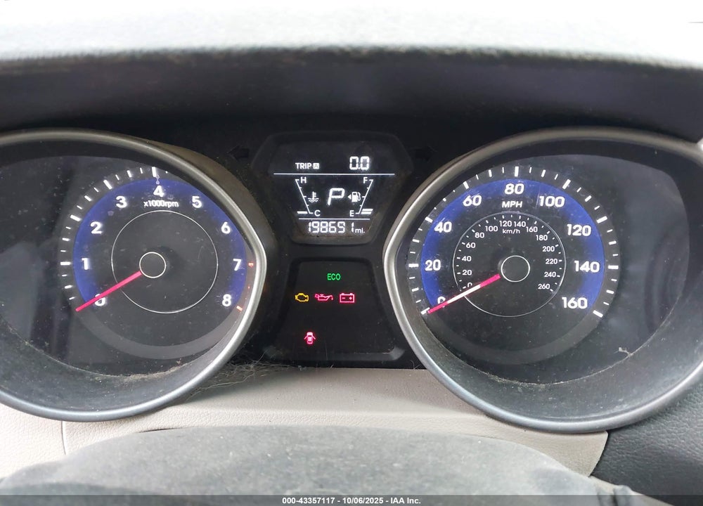 2014 HYUNDAI ELANTRA VIN: 5NPDH4AE7EH530939