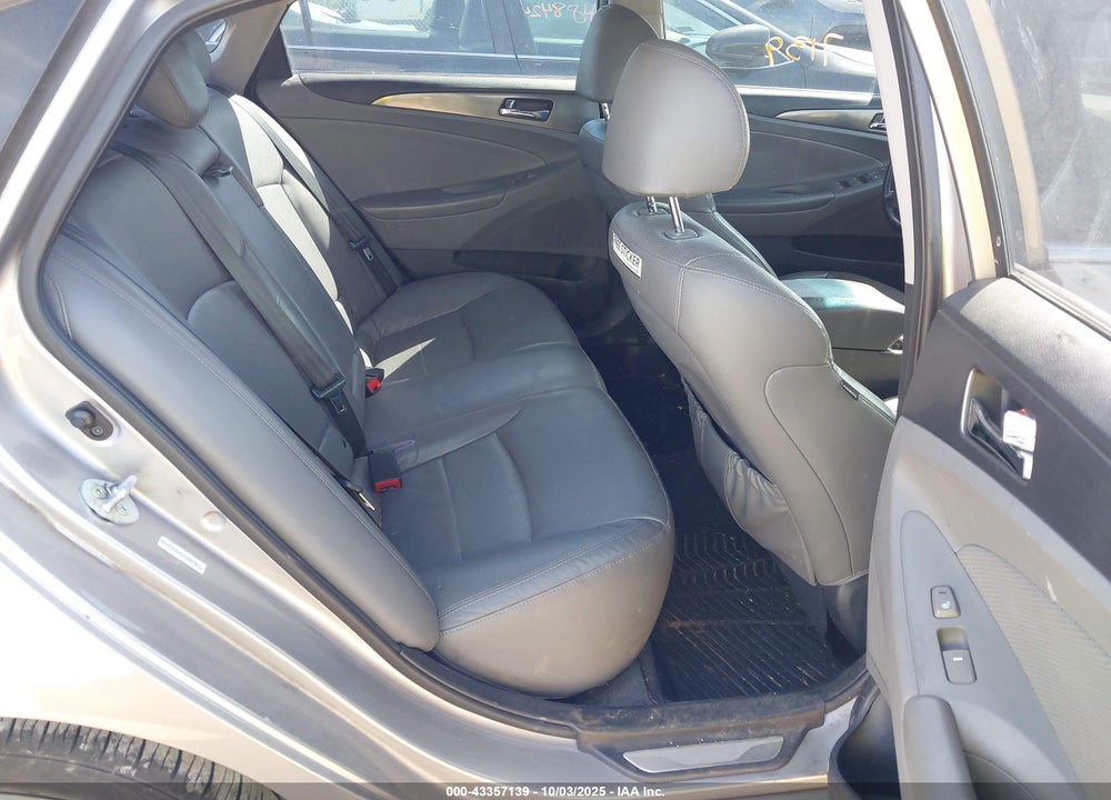 2013 HYUNDAI SONATA HYBRID VIN: KMHEC4A43DA092514