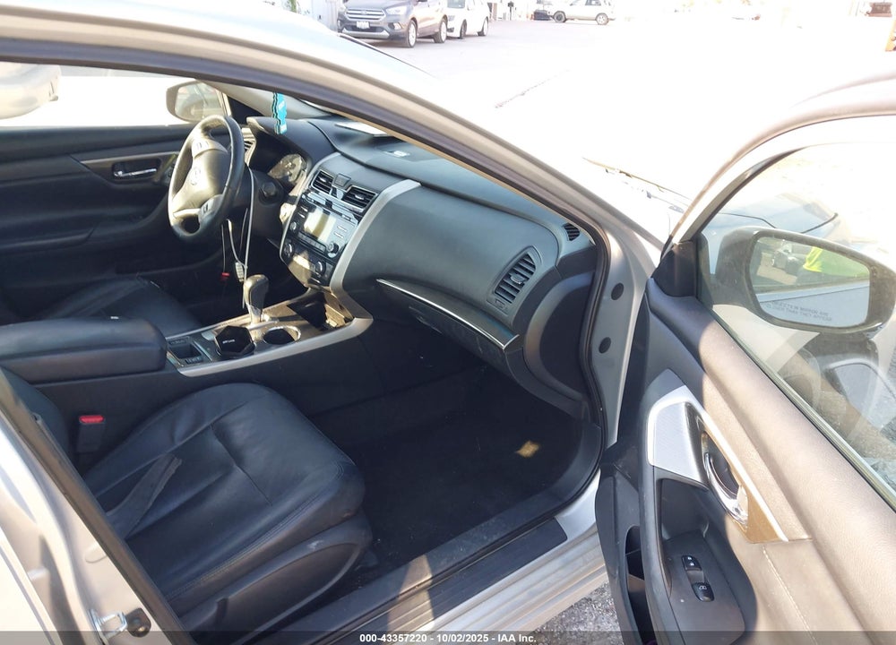 2014 NISSAN ALTIMA 2.5 SL VIN: 1N4AL3AP1EN258424