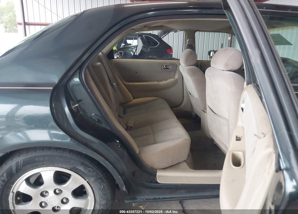 2002 MAZDA 626 LX VIN: 1YVGF22C525269384