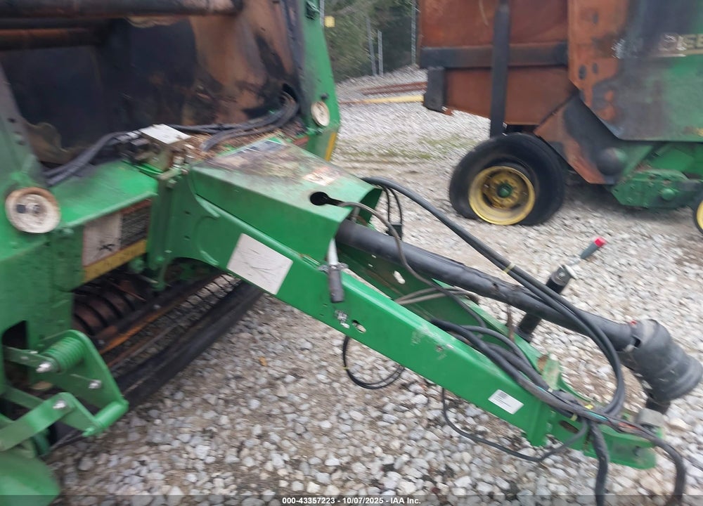 2021 JOHN DEERE 450 M BAILER VIN: 1E0450MDJMM470873