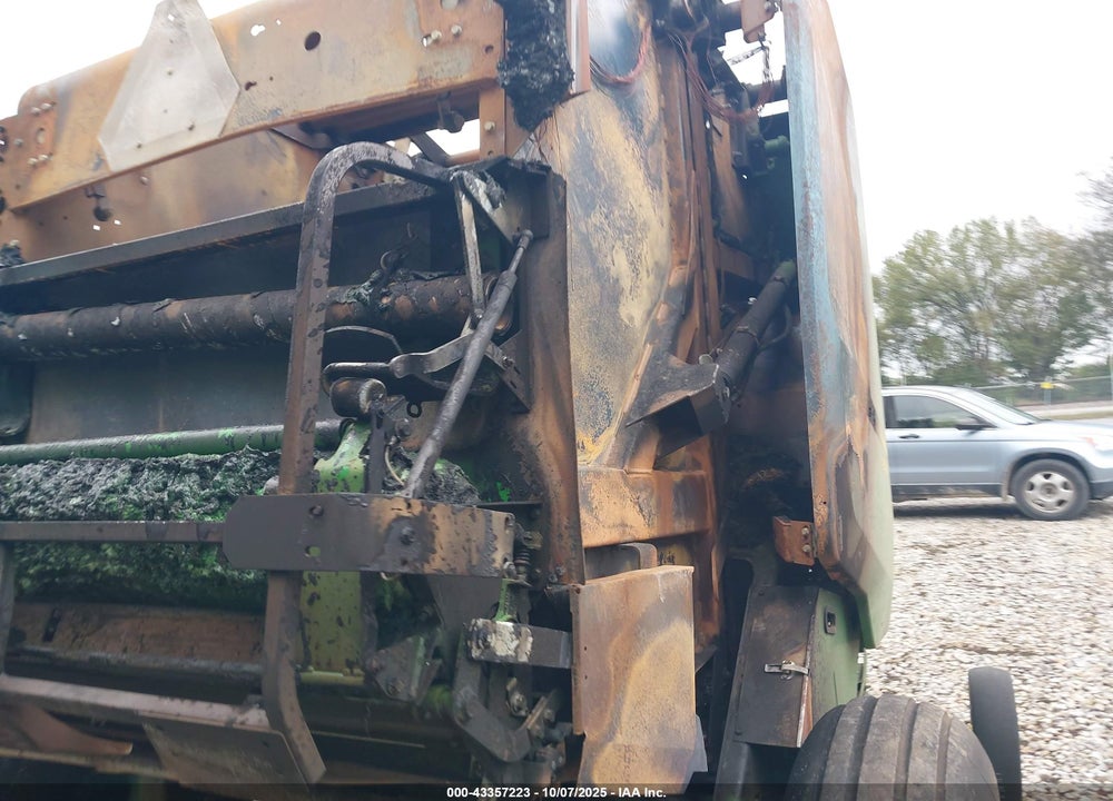 2021 JOHN DEERE 450 M BAILER VIN: 1E0450MDJMM470873