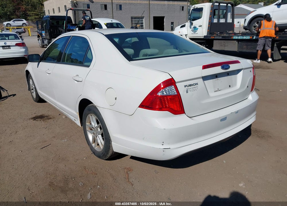 2010 FORD FUSION VIN: 3FAHP0GA5AR236941