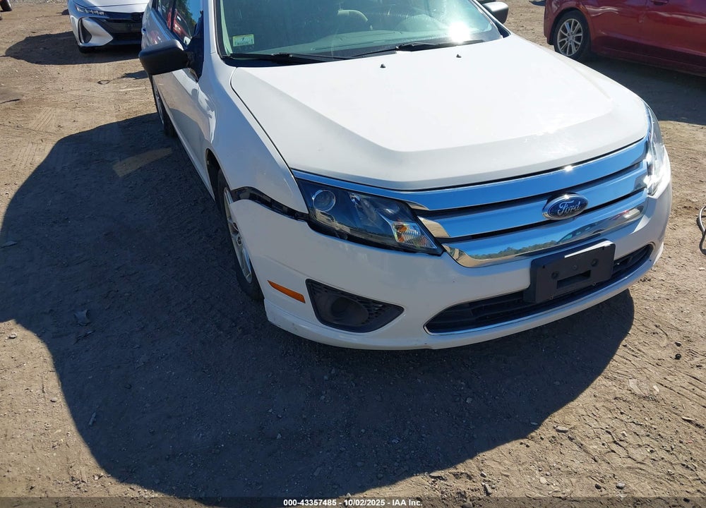 2010 FORD FUSION VIN: 3FAHP0GA5AR236941