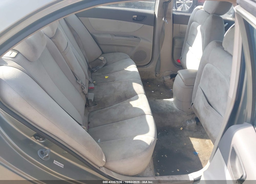 2008 HYUNDAI SONATA VIN: 5NPET46C18H400735