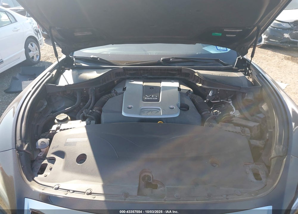 2018 INFINITI Q70L 3.7 LUXE VIN: JN1BY1PP1JM330690