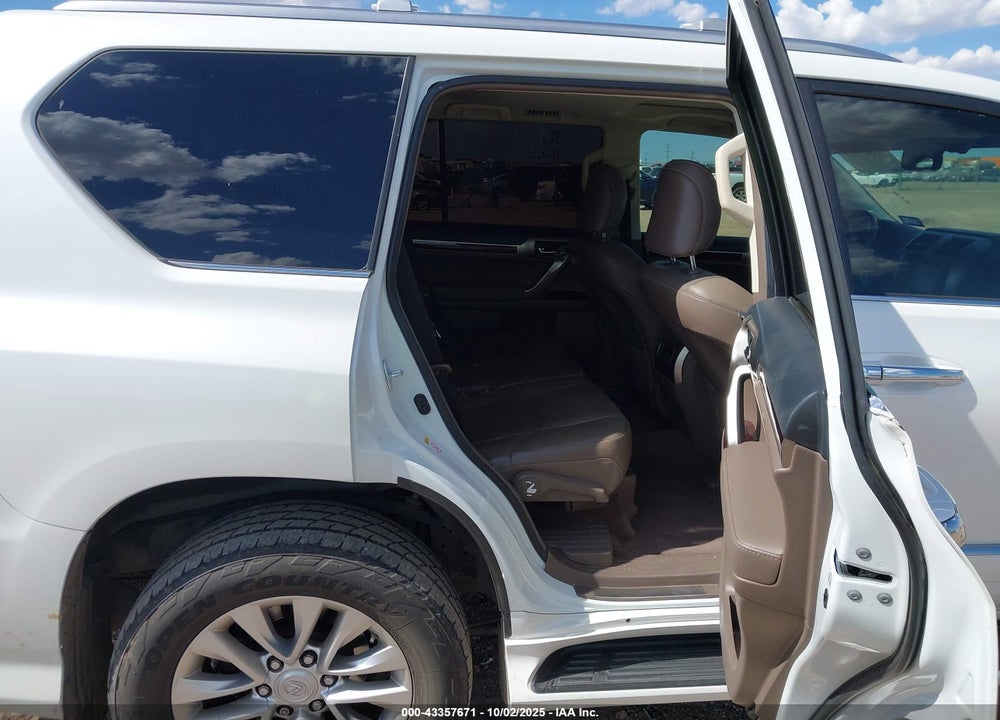 2015 LEXUS GX 460 VIN: JTJBM7FX3F5110429