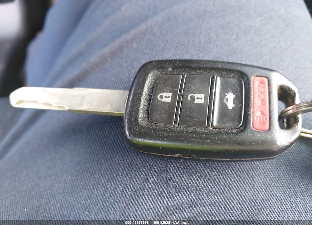 2013 HONDA ACCORD VIN: 1HGCR2F53DA043041