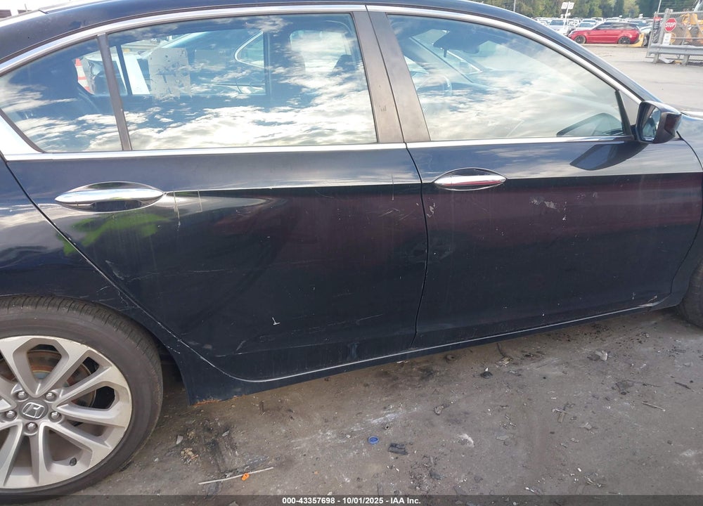 2013 HONDA ACCORD VIN: 1HGCR2F53DA043041