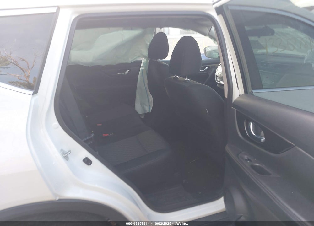 2018 NISSAN ROGUE VIN: 5N1AT2MV8JC818729