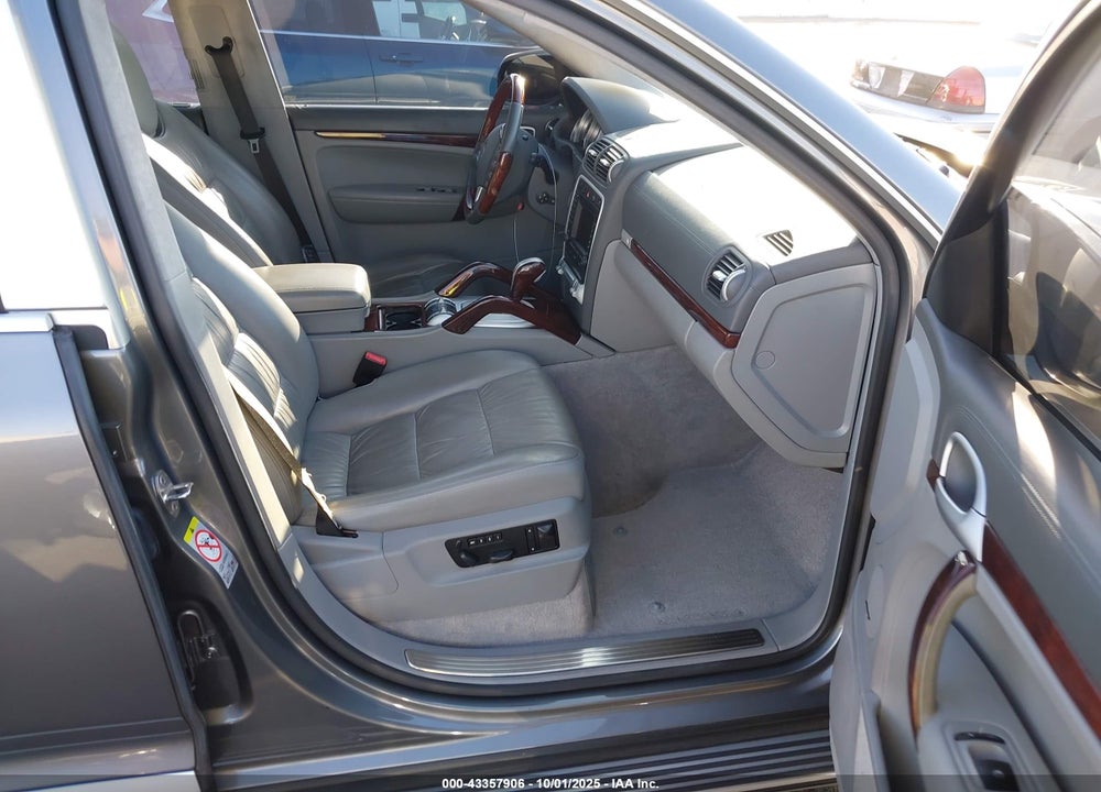2008 PORSCHE CAYENNE TURBO VIN: WP1AC29P98LA91771