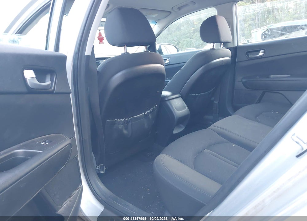 2016 KIA OPTIMA LX VIN: 5XXGT4L35GG024161