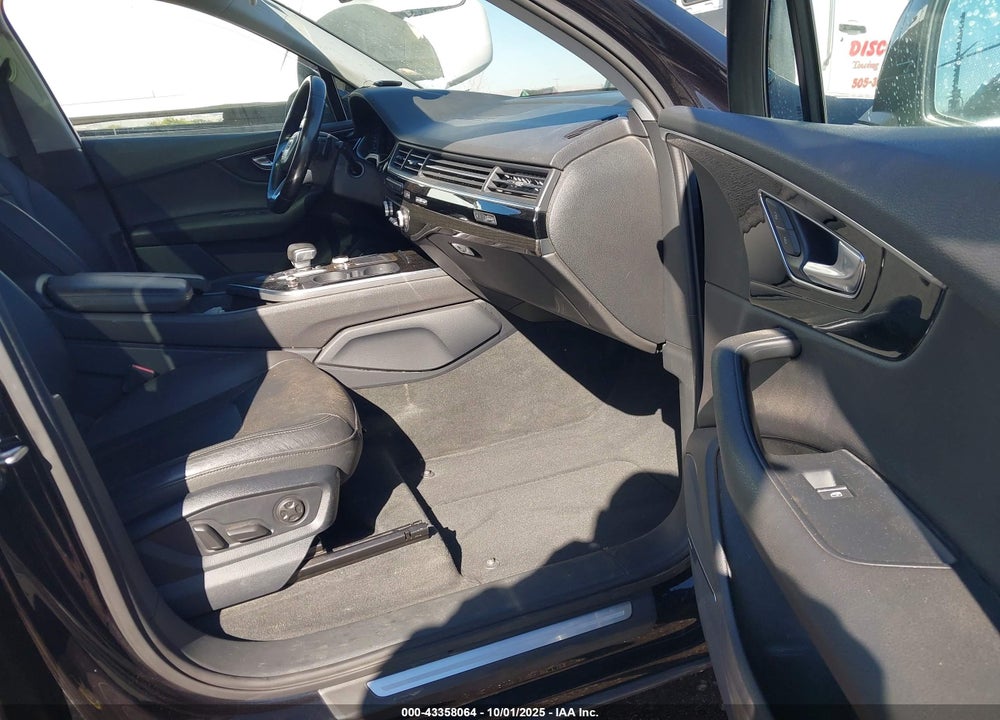2017 AUDI Q7 3.0T PREMIUM VIN: WA1LAAF73HD004658