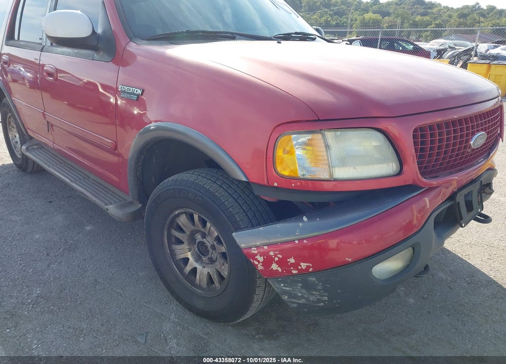 2001 FORD EXPEDITION XLT VIN: 1FMPU16L41LB16291