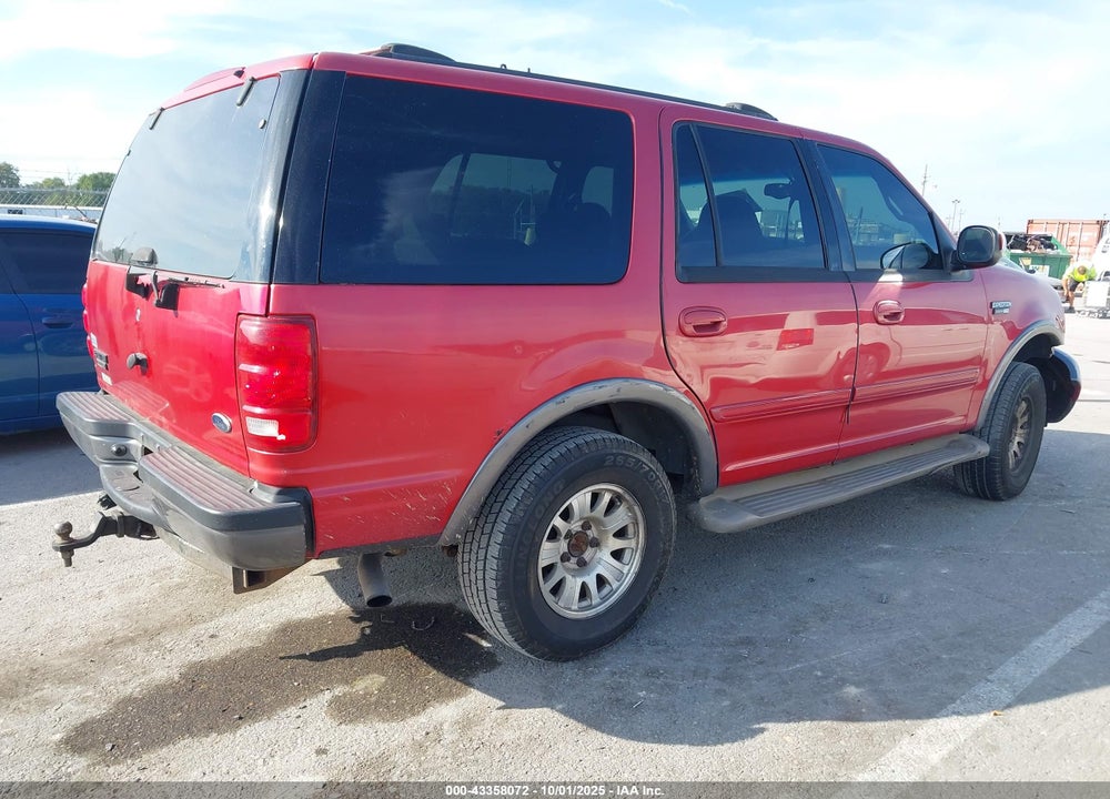 2001 FORD EXPEDITION XLT VIN: 1FMPU16L41LB16291