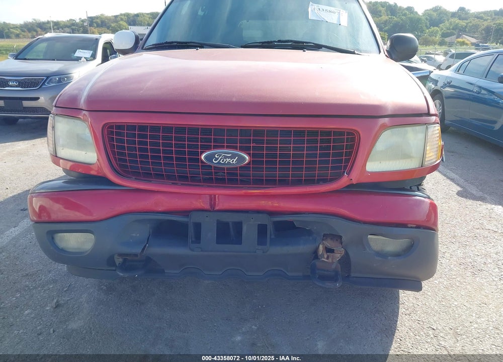 2001 FORD EXPEDITION XLT VIN: 1FMPU16L41LB16291