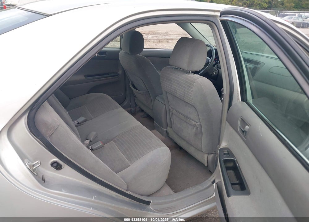2005 TOYOTA CAMRY STD/ VIN: 4T1BE32K15U091625