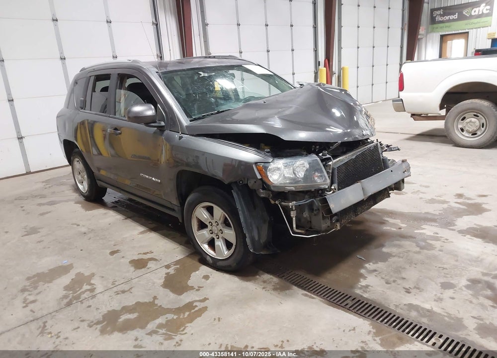 2017 JEEP COMPASS LATITUDE FWD VIN: 1C4NJCEB9HD198161