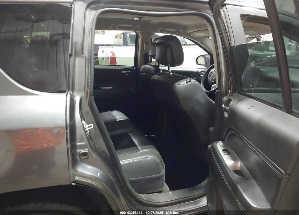 2017 JEEP COMPASS LATITUDE FWD VIN: 1C4NJCEB9HD198161