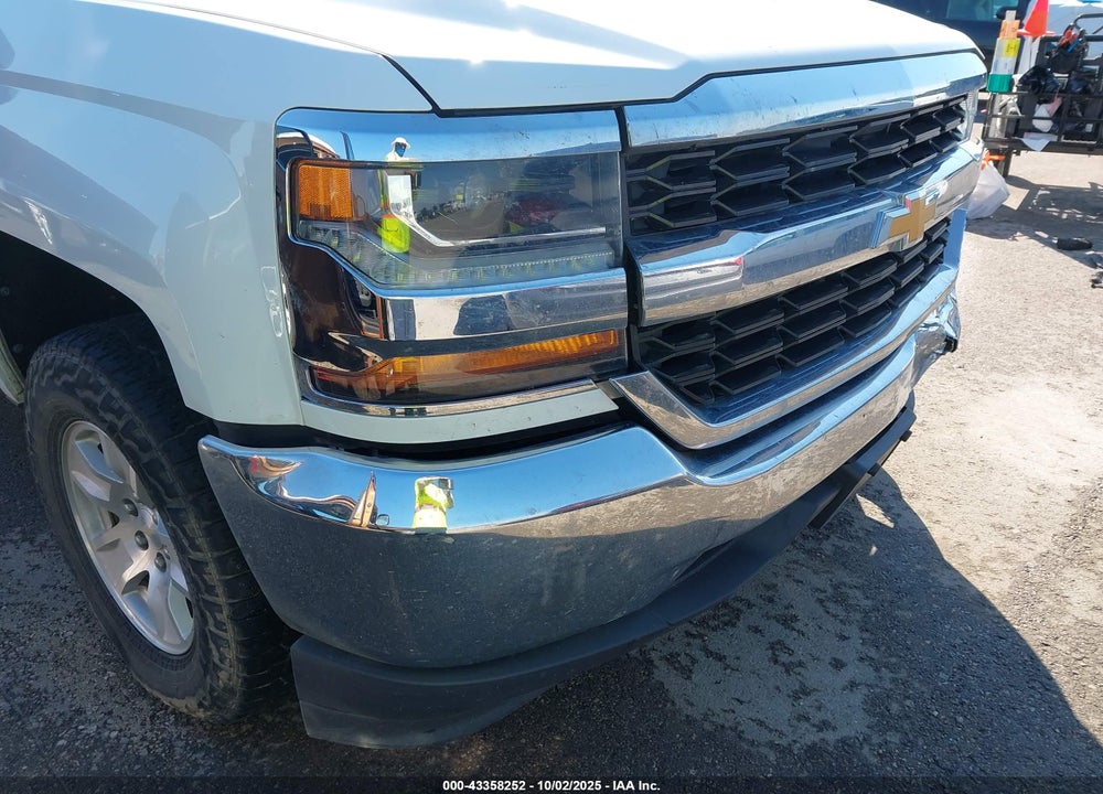 2018 CHEVROLET SILVERADO 1500 VIN: 1GCRCREC1JZ131313