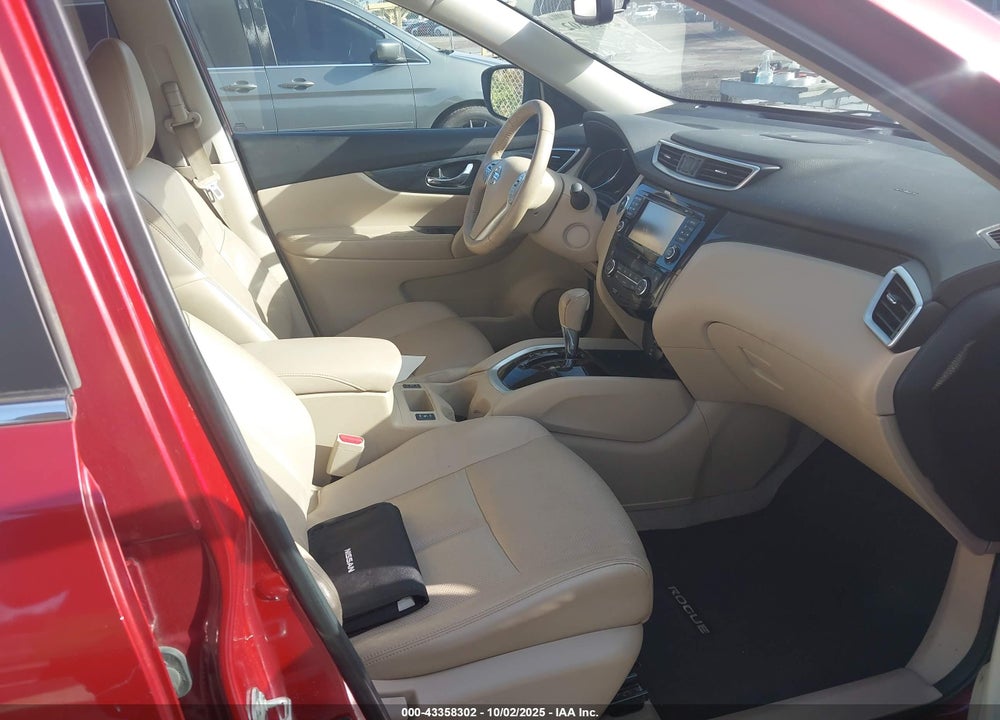 2015 NISSAN ROGUE VIN: 5N1AT2MV7FC840079