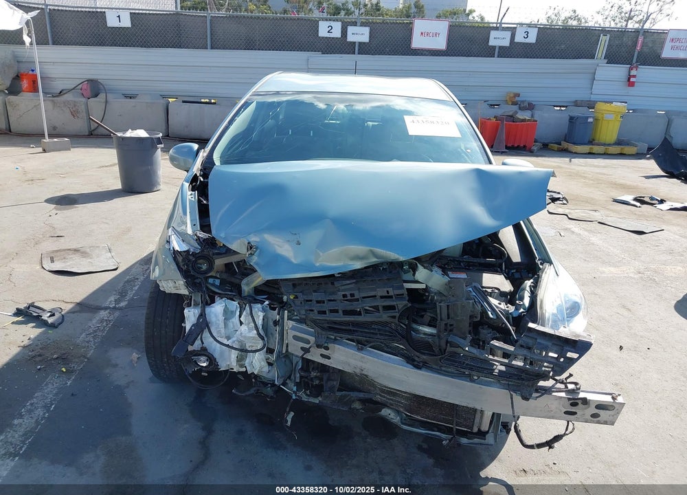2015 TOYOTA PRIUS VIN: JTDKN3DU2F1993996