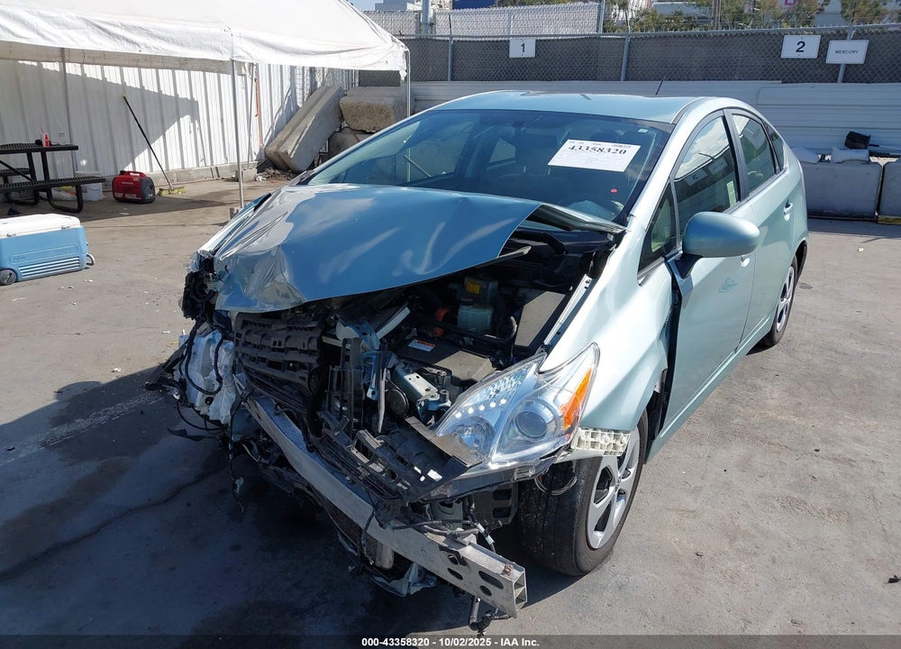 2015 TOYOTA PRIUS VIN: JTDKN3DU2F1993996