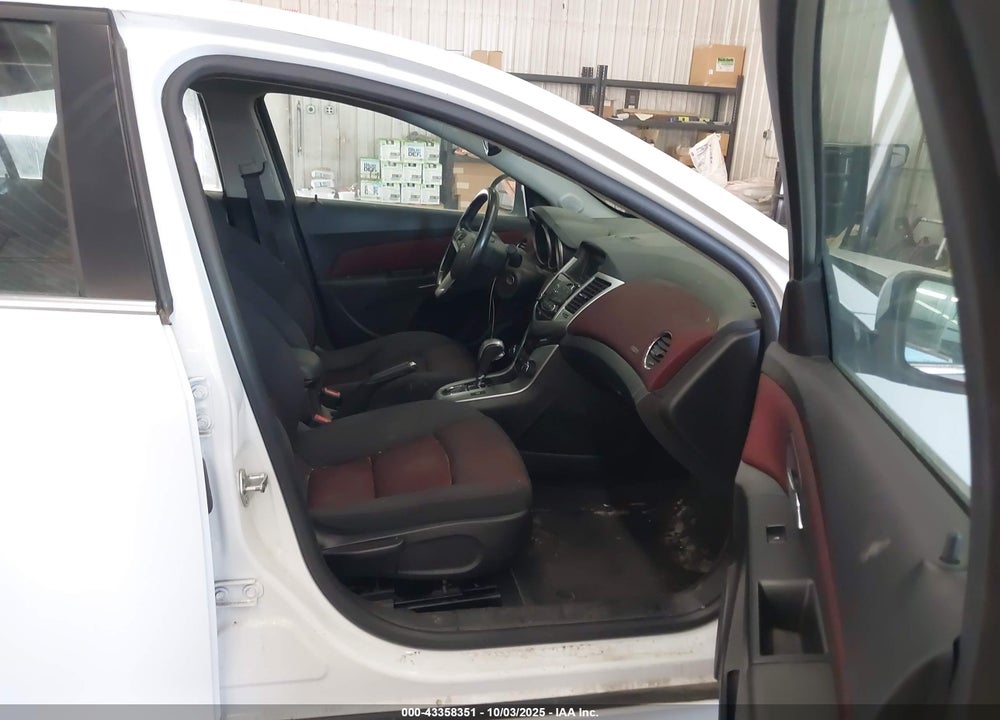 2014 CHEVROLET CRUZE VIN: 1G1PC5SB0E7247270
