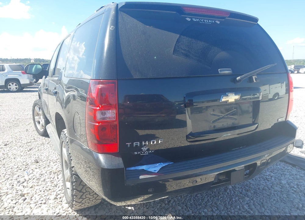2009 CHEVROLET TAHOE VIN: 1GNFK23009R243447