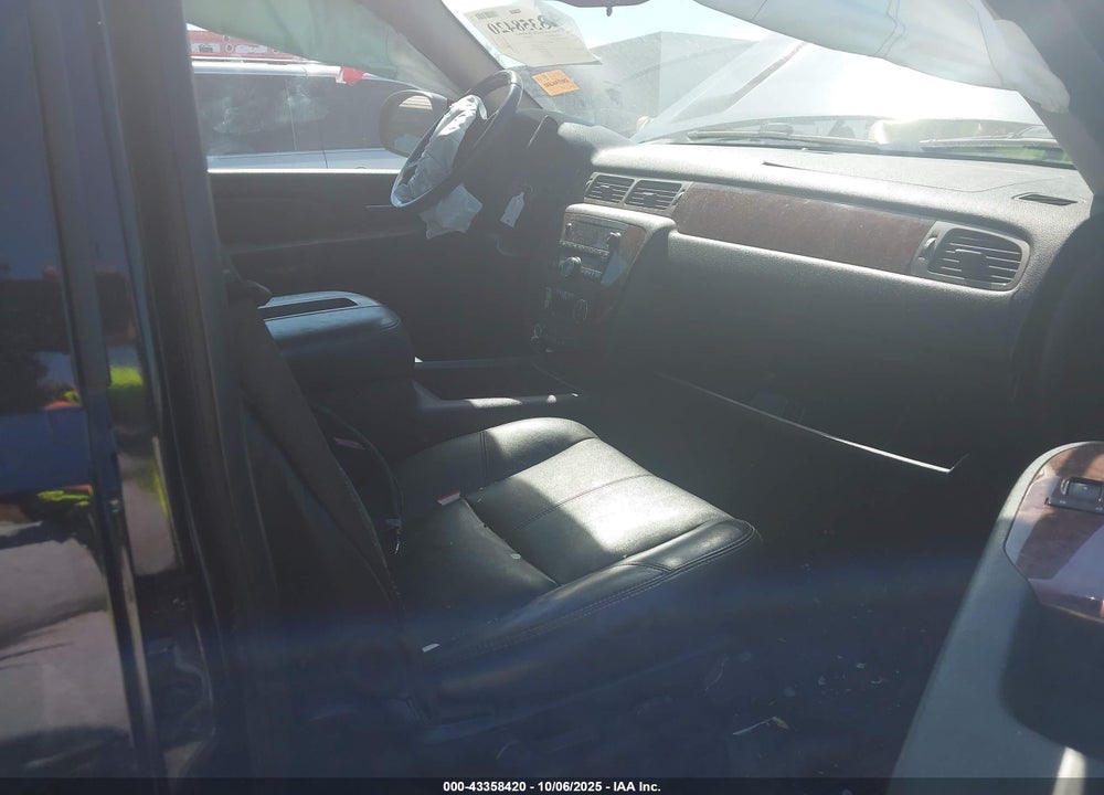 2009 CHEVROLET TAHOE VIN: 1GNFK23009R243447