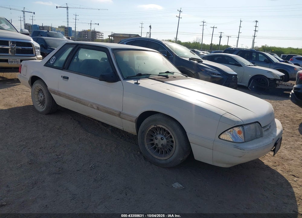 1993 FORD MUSTANG LX VIN: 1FACP40M0PF213952