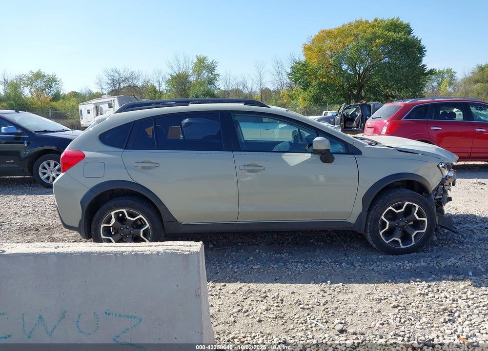 2014 SUBARU XV CROSSTREK VIN: JF2GPAWC0E8232898