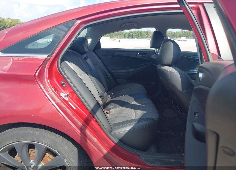 2011 HYUNDAI SONATA SE VIN: 5NPEC4AC9BH117790