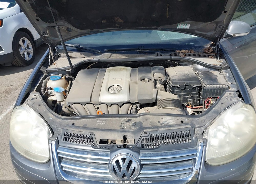 2005 VOLKSWAGEN JETTA 2.5 VIN: 3VWDG71K15M620735