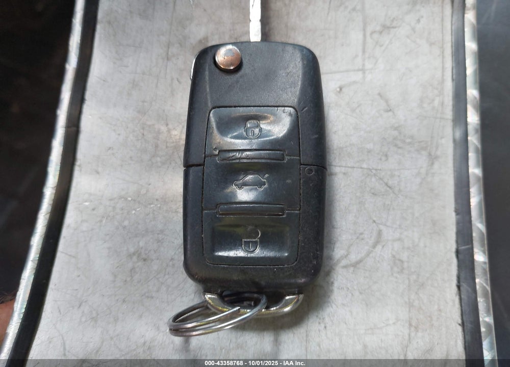 2005 VOLKSWAGEN JETTA 2.5 VIN: 3VWDG71K15M620735