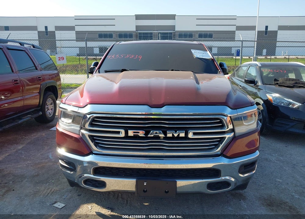 2019 RAM 1500 LAIE  4X4 6'4 BOX VIN: 1C6SRFDT8KN797245