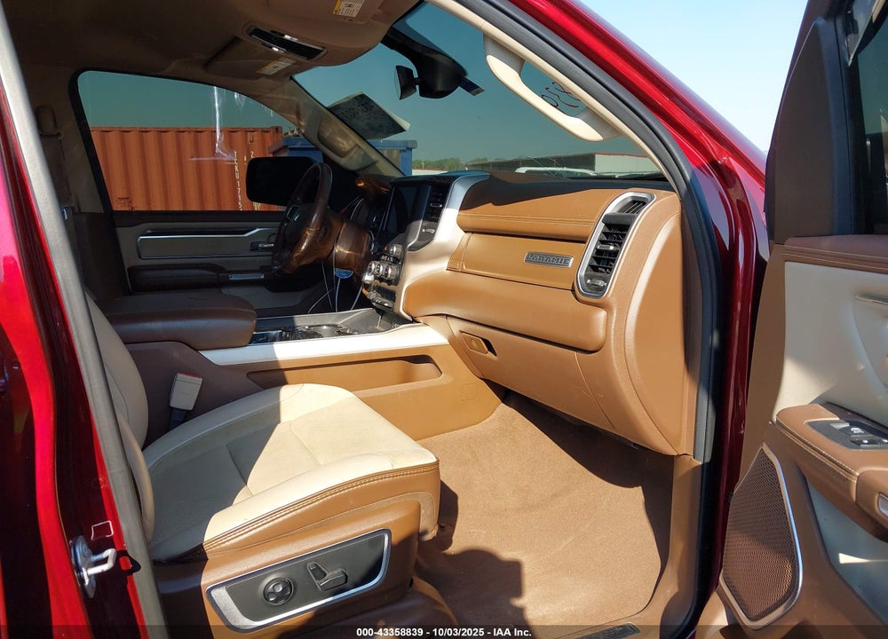 2019 RAM 1500 LAIE  4X4 6'4 BOX VIN: 1C6SRFDT8KN797245