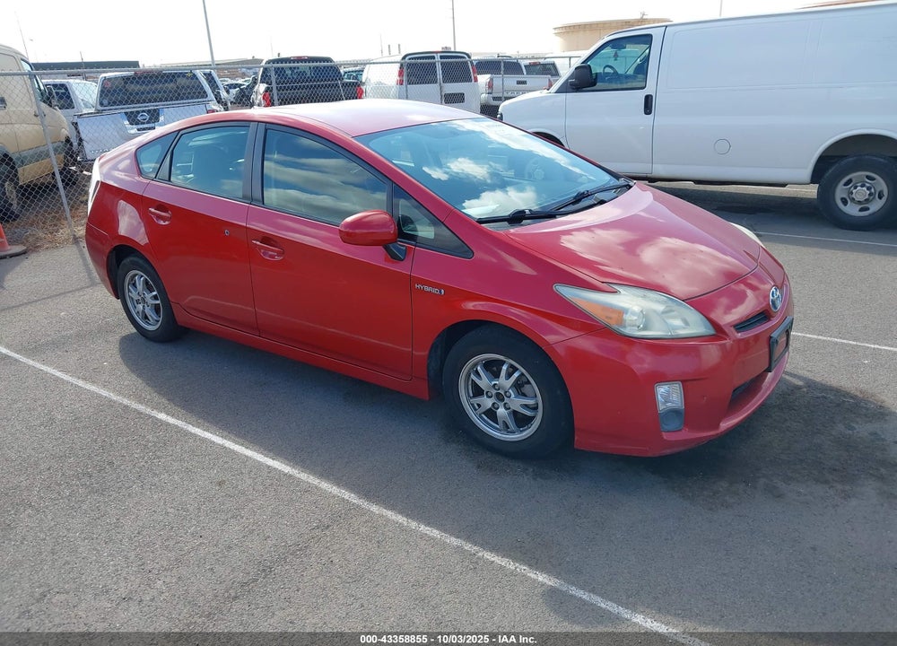 2011 TOYOTA PRIUS TWO VIN: JTDKN3DU7B0320539