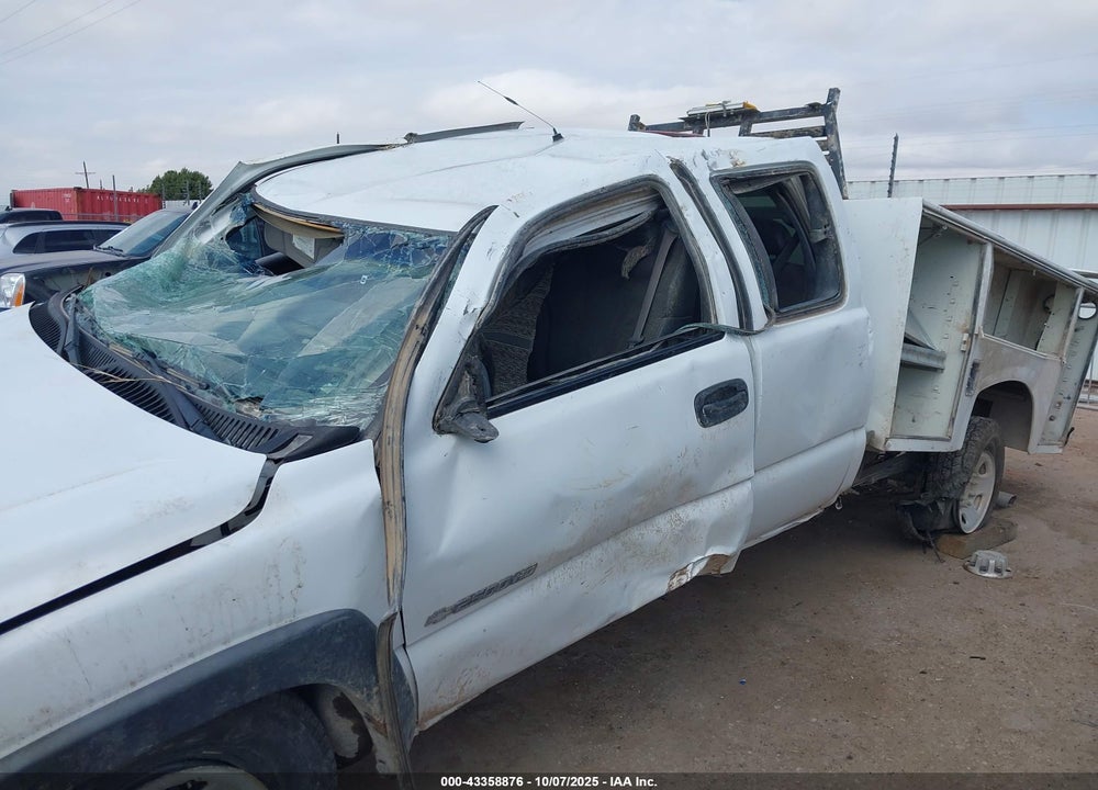 2001 CHEVROLET SILVERADO 2500HD VIN: 1GCHC29U81E218199