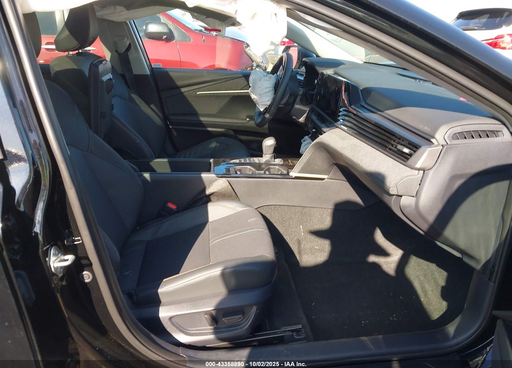 2025 TOYOTA CAMRY XLE VIN: 4T1DAACK0SU060336