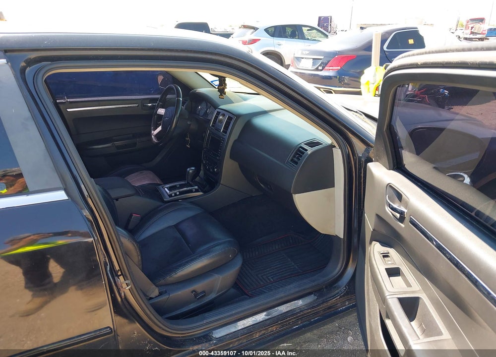 2006 CHRYSLER 300C SRT8 VIN: 2C3LA73W26H362827